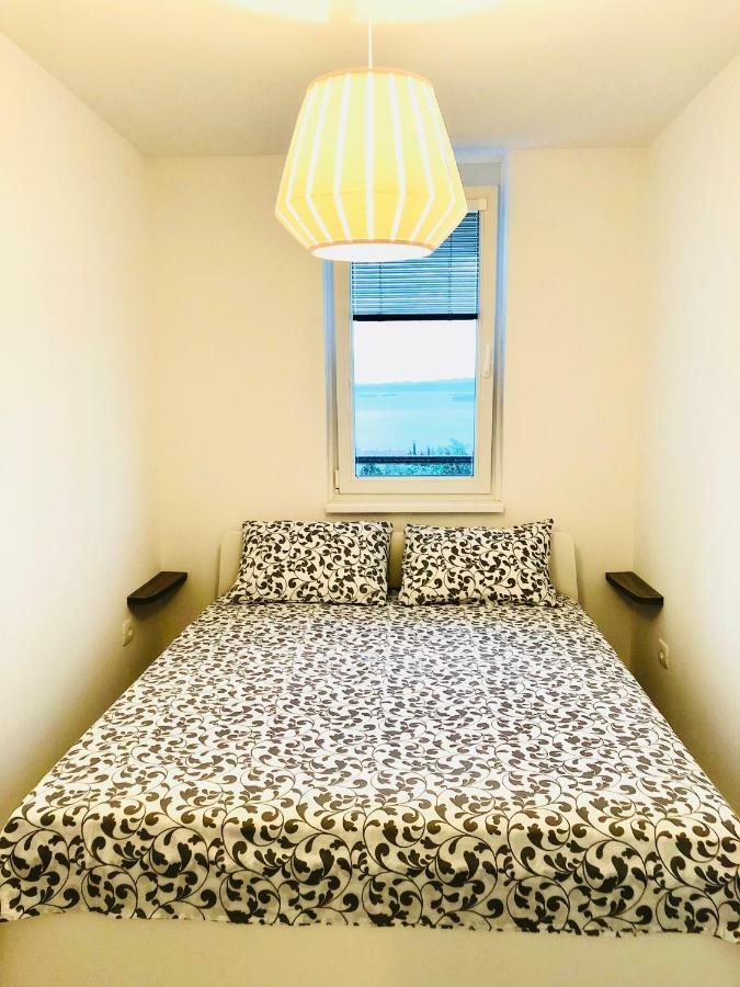 Seaview Apartment Копер Экстерьер фото